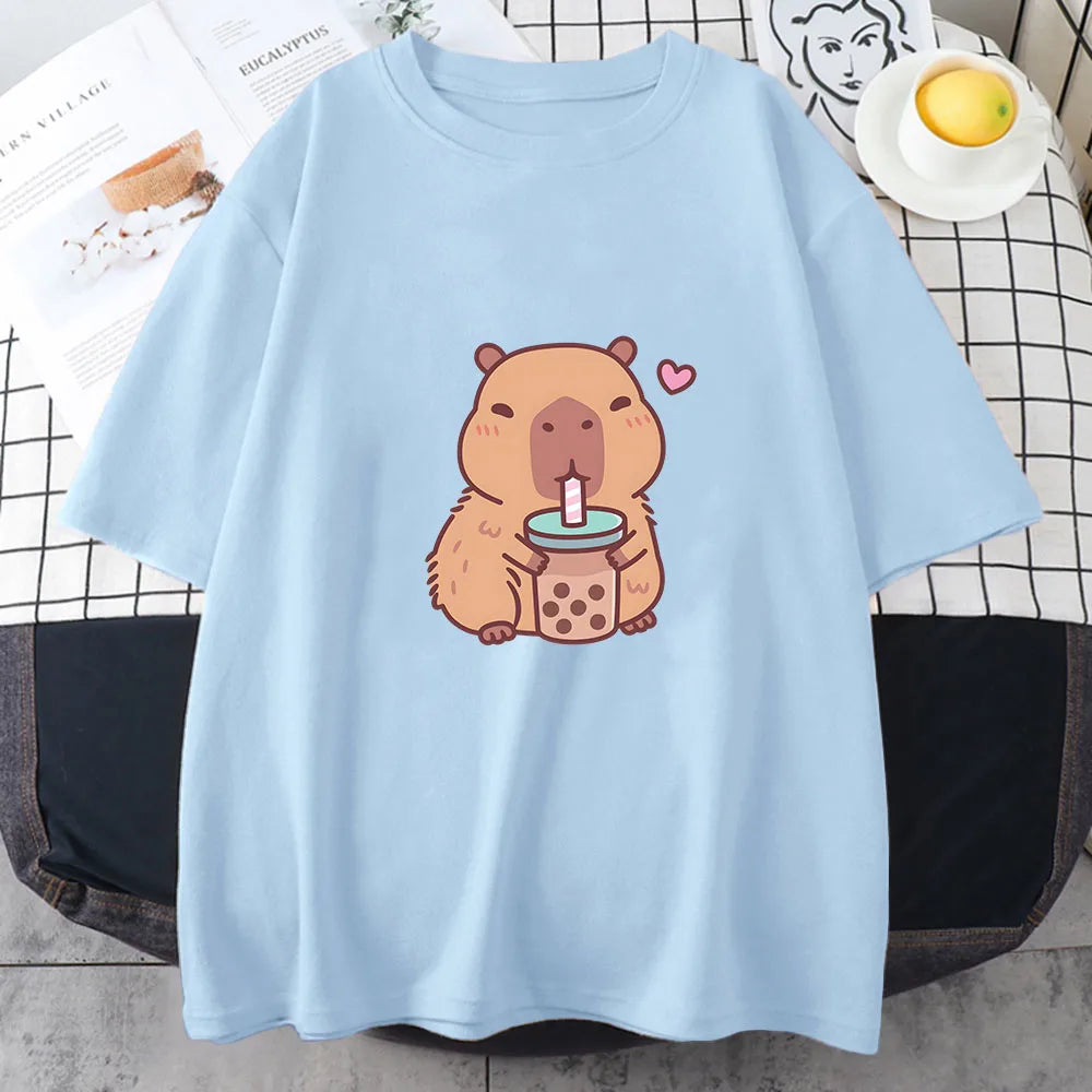 Capybara Loves Drinking Bubble Tea T-shirt 100% Cotton Summer Clothes Casual Women/Men Kawaii Tshirt Cute Girls Shirts Fashion